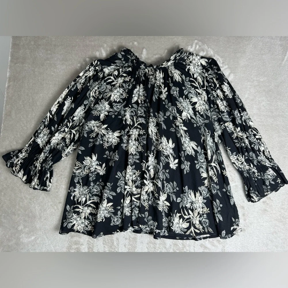 FREE PEOPLE Claudia Floral Blouse Large Black Ivory High Neck 3/4 Sleeve‎ Loose